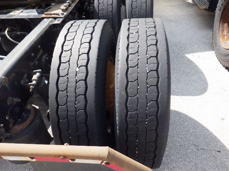 2016-international-8600-image-6