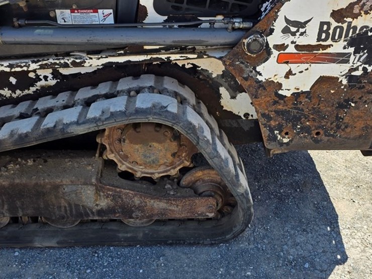 2015-bobcat-t450-image-22
