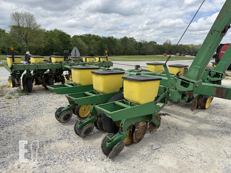 john-deere-7000-image-4