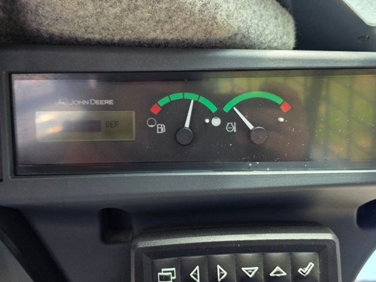 2018-deere-331g-image-63