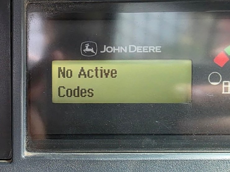 2014-deere-326e-image-71