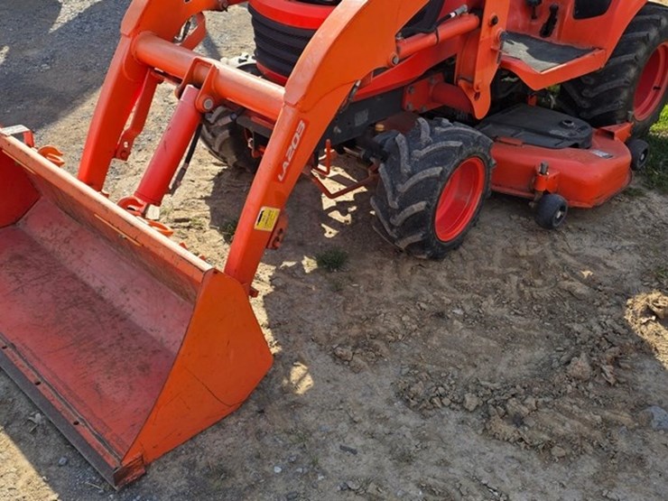 2014-kubota-bx1870-image-24