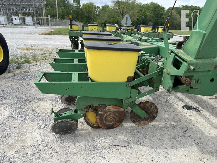 john-deere-7000-image-5