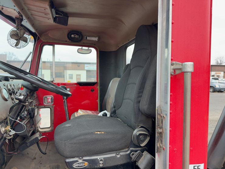 1986-kenworth-c510-image-30