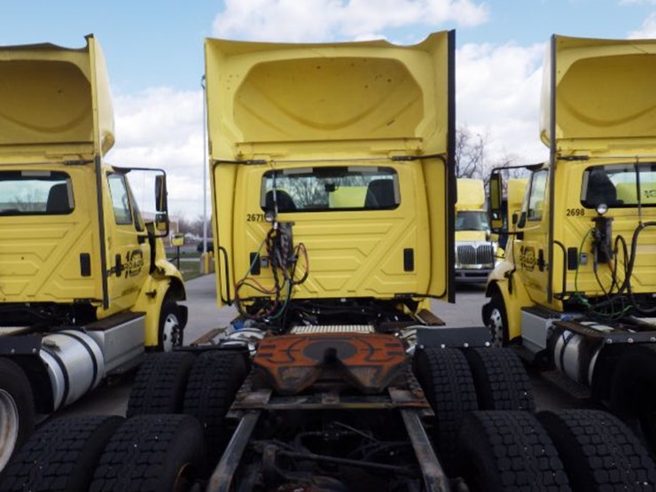 2016-international-8600-image-9