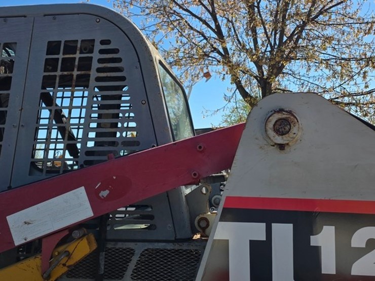 takeuchi-tl12-image-26