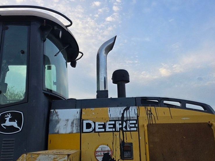 2012-deere-444k-image-18
