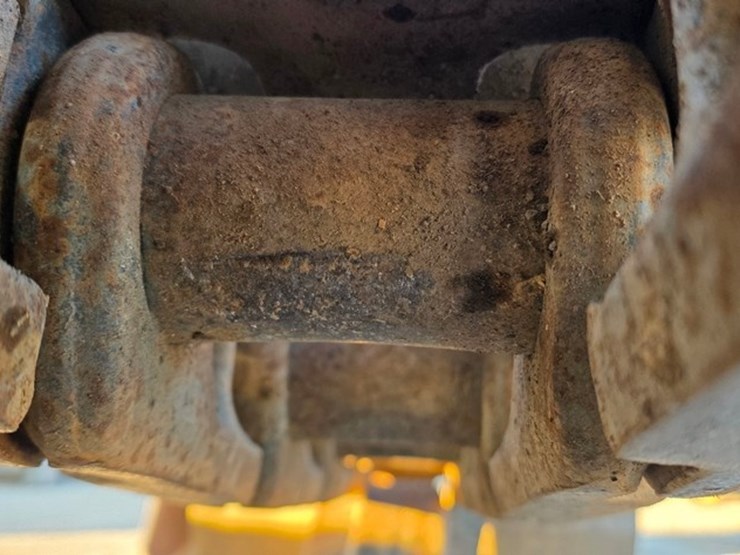 2014-case-cx160c-image-46