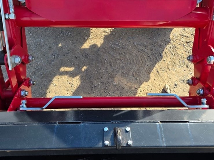 2022-massey-ferguson-1825e-image-29