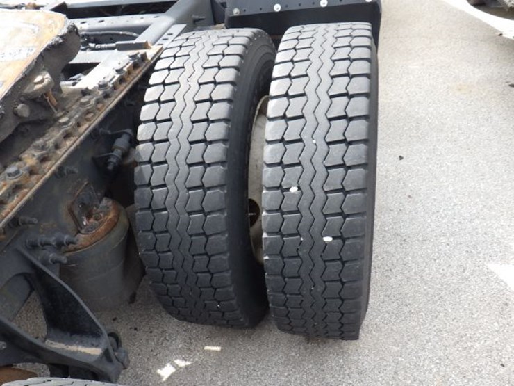 2016-international-8600-image-6