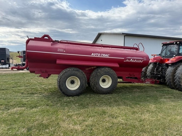 jamesway-auto-trac-5600-gallon-manure-tanker-image-9