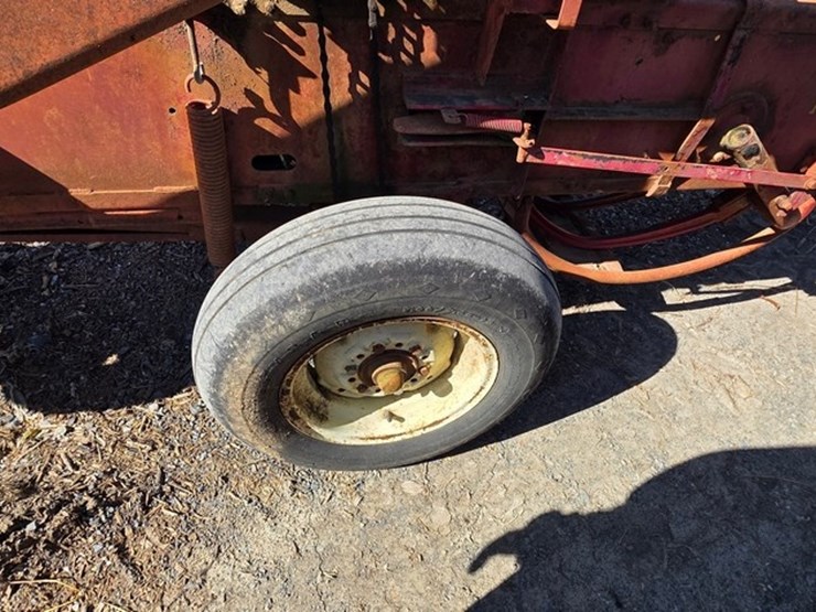 new-holland-68-image-18