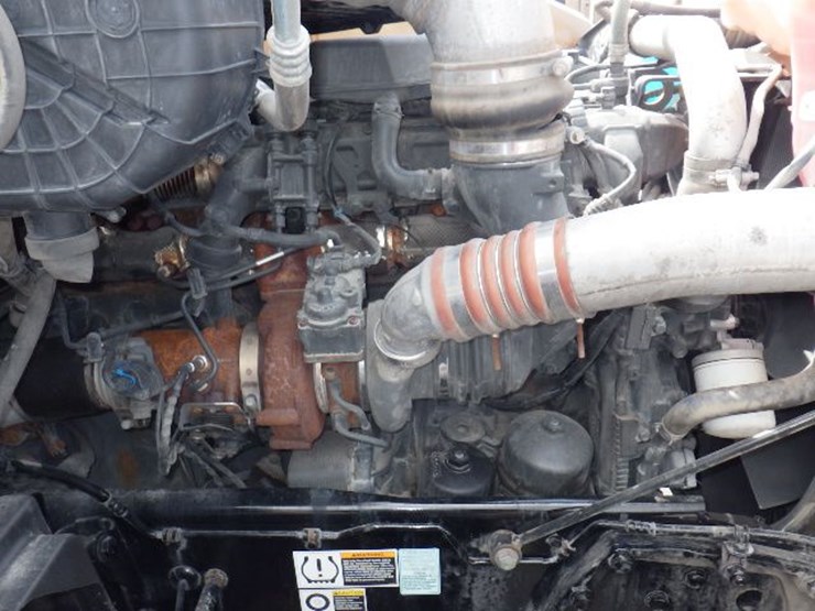 2022-kenworth-t680-image-24