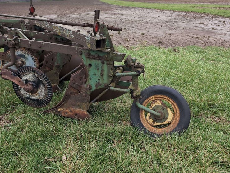 tractor-plow-attachment-image-7