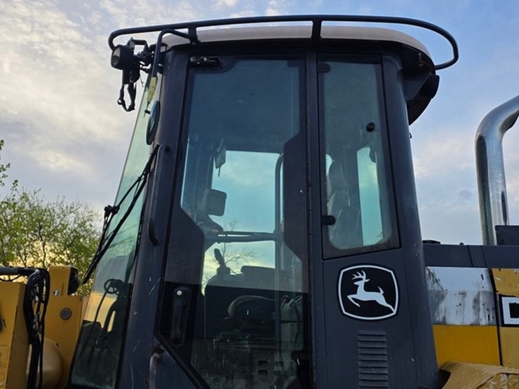 2012-deere-444k-image-15