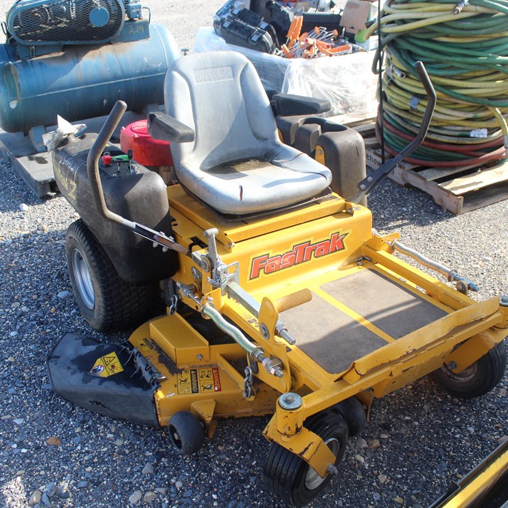 #8003 • 54IN FASTRAK ZERO TURN LAWNMOWER