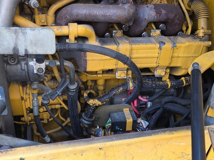 2012-deere-444k-image-45