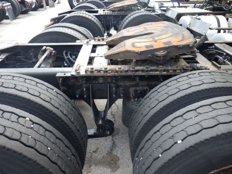 2016-international-8600-image-5