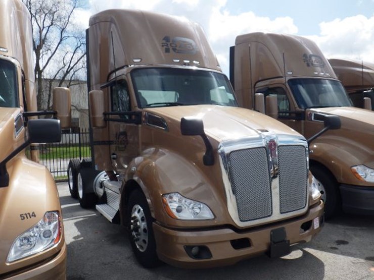 2022-kenworth-t680-image-4