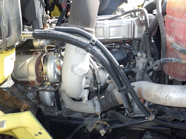 2016-international-8600-image-22