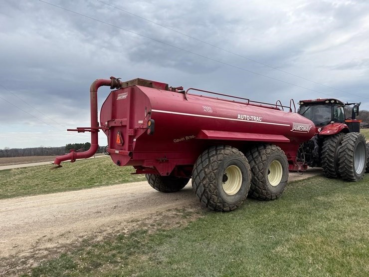 jamesway-auto-trac-5600-gallon-manure-tanker-image-4