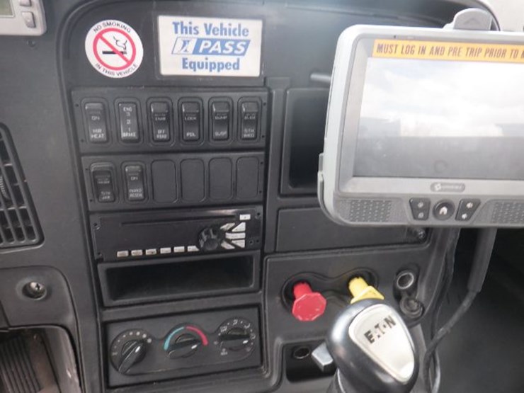 2016-international-prostar-image-16