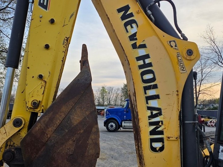 2009-new-holland-b95b-image-20