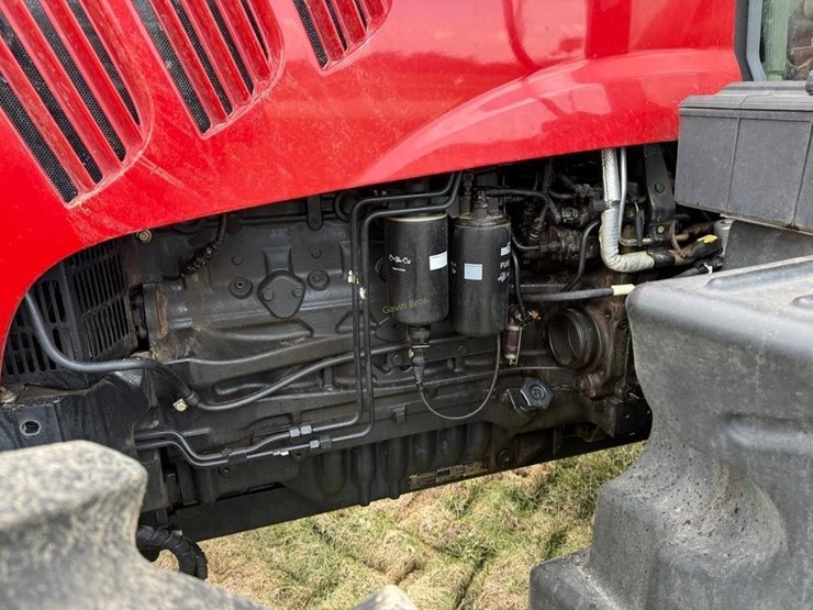 2014-case-ih-mx140-mfwd-tractor-image-18