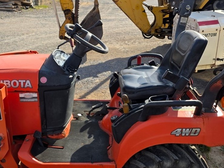 2014-kubota-bx1870-image-21