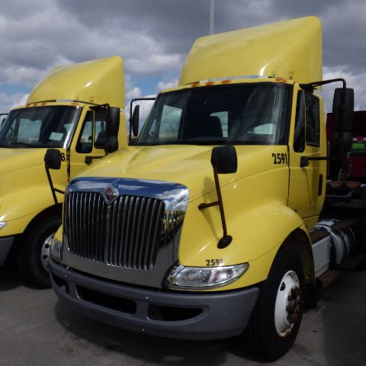 2016 INTERNATIONAL 8600