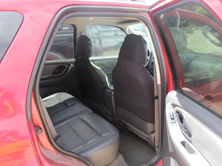 2007-ford-escape-image-12