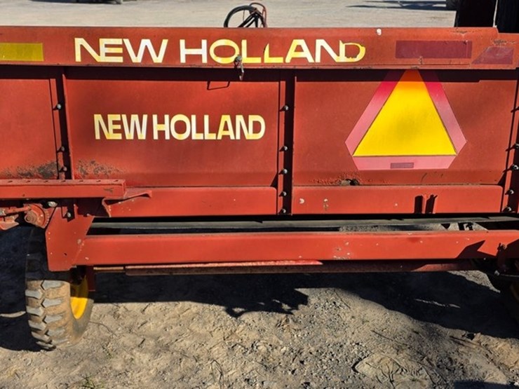 new-holland-166-image-9