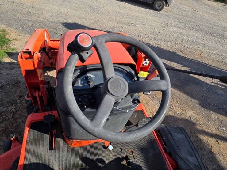 2014-kubota-bx1870-image-43