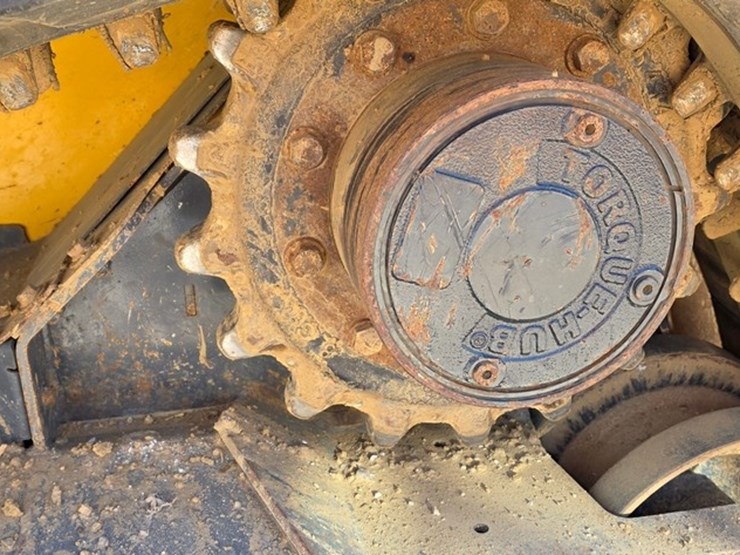 2018-deere-331g-image-30