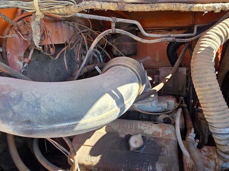 1974-white-construcktor-image-37