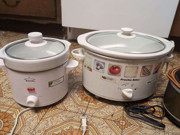 rival-crock-pot-and-proctor-silex-slow-cookers-image-2