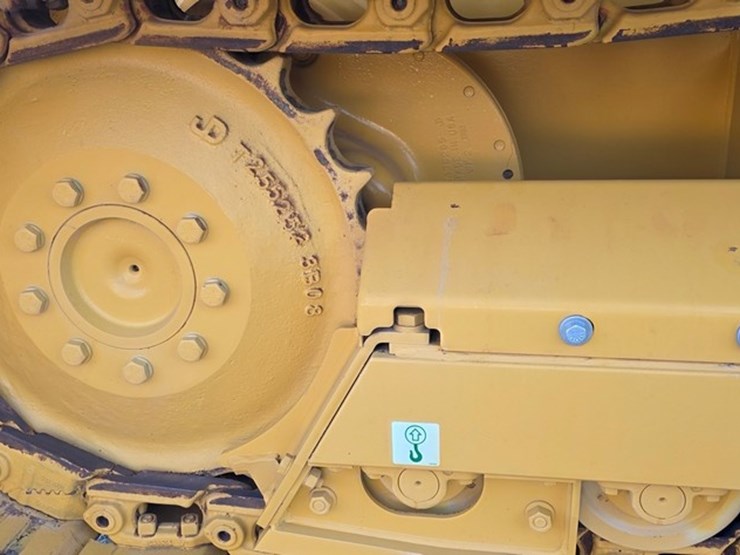 2023-deere-550-lgp-image-42