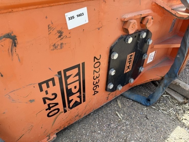 npk-e-240-hydrauliic-hammer-image-3