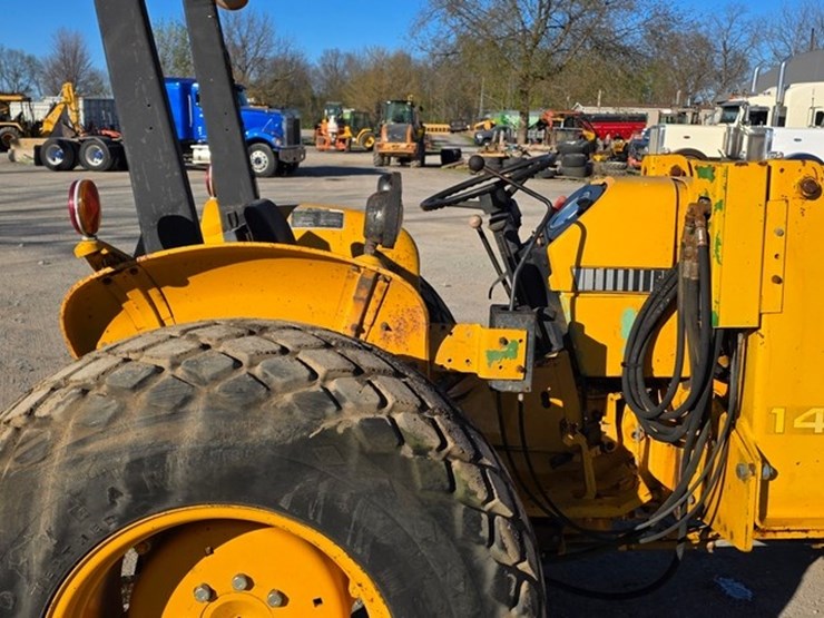 john-deere-2355-image-12