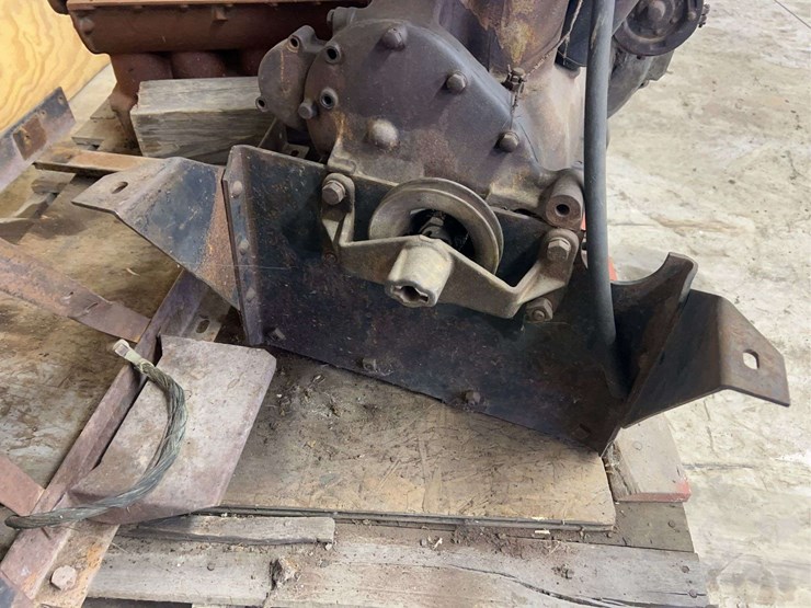 ford-engine-and-parts-image-5