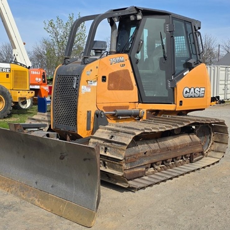 2016 CASE 750M LGP