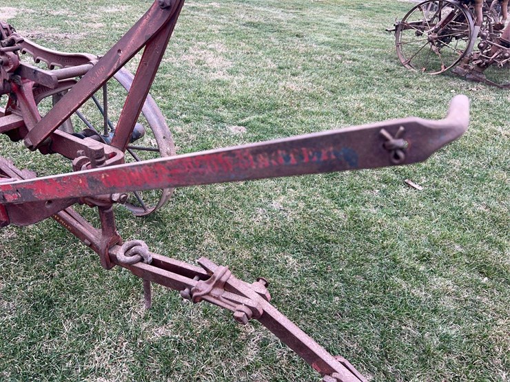 oliver-no.-100-plow-image-9