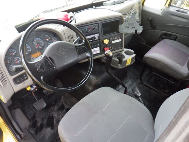 2016-international-8600-image-15