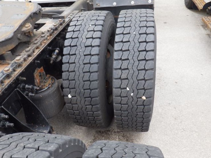 2016-international-8600-image-7