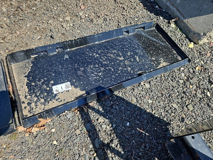 blank-quick-tach-plate-image-2