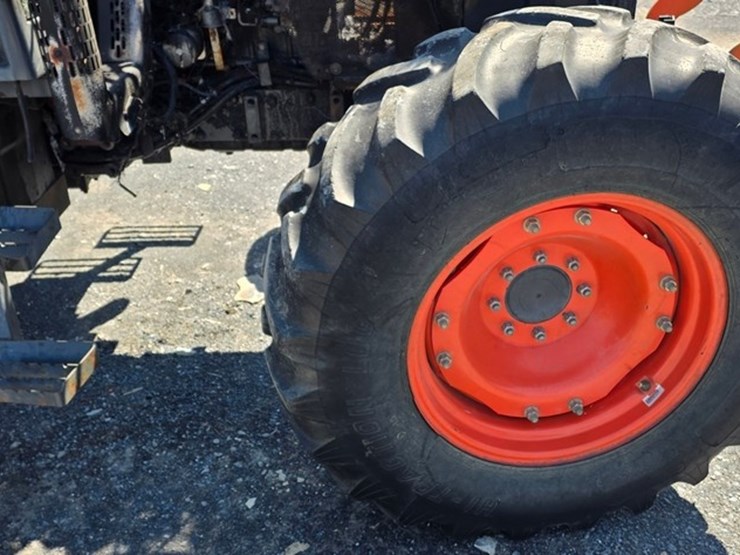 kubota-m110-image-8