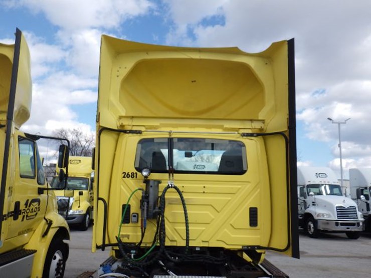 2016-international-8600-image-11