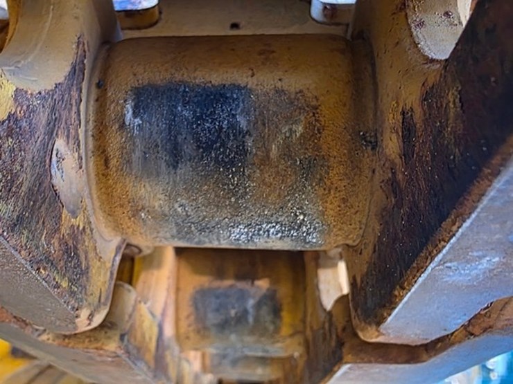 2023-deere-550-lgp-image-26