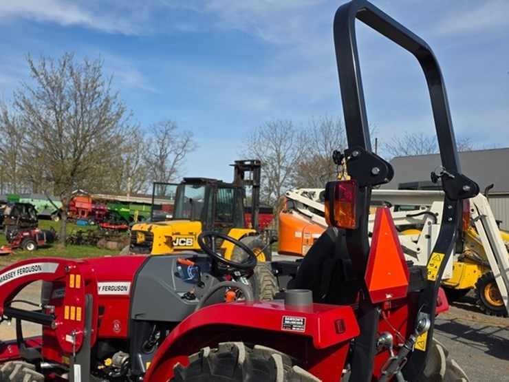 2022-massey-ferguson-1825e-image-15