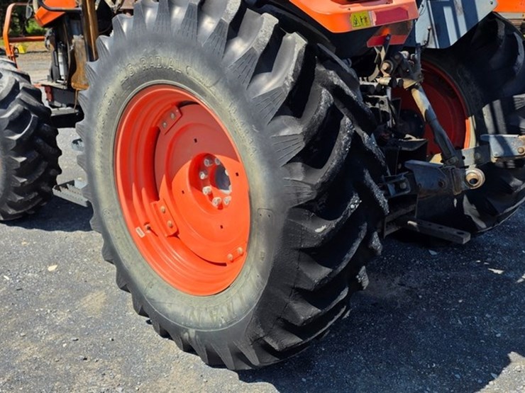 kubota-m110-image-23